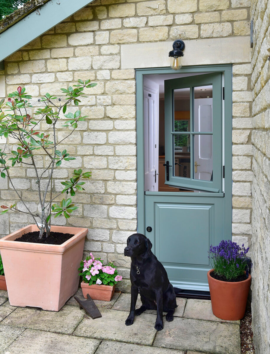 Beautiful-timber-stable-door-in-farrow-and-ball-colour-match