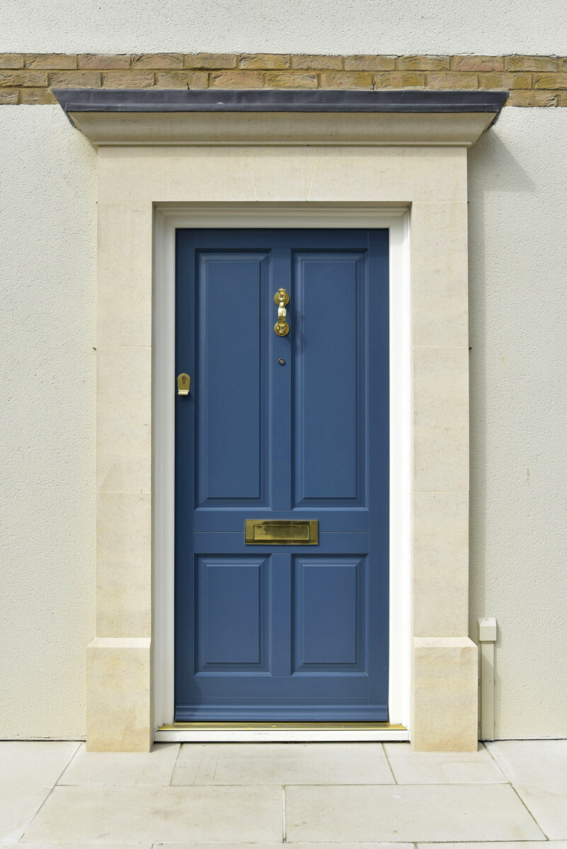 Bevington entrance door in Farrow & Ball stiffkey blue