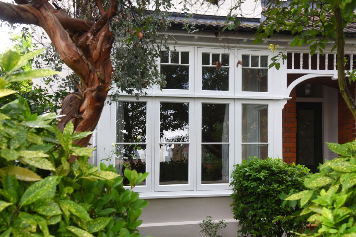 Flush-casement-windows-in-White-in-Essex-home