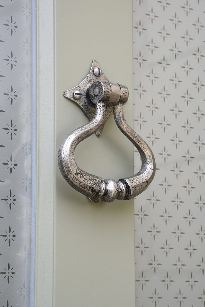 Kingston entrance door with Pewter Shakespeare knocker