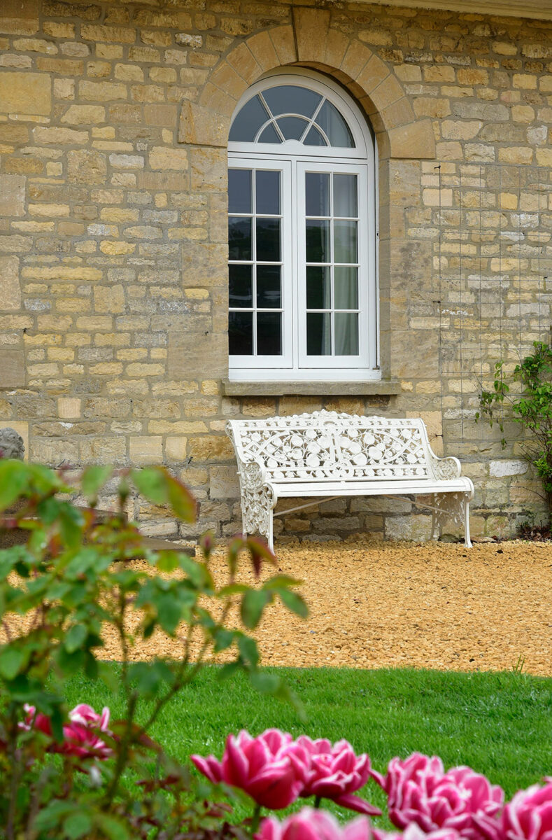 new-flush-casement-windows-with-arched-fanlights