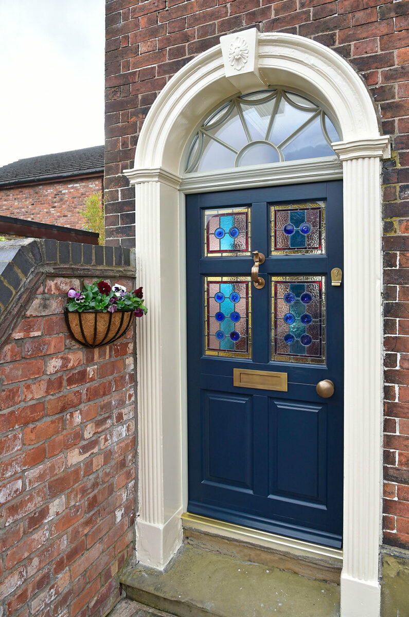 new-timber-front-door-with-encapsulated-stained-glass
